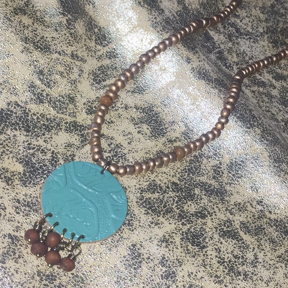 ••Turquoise Leather and Wooden Bead Choker••